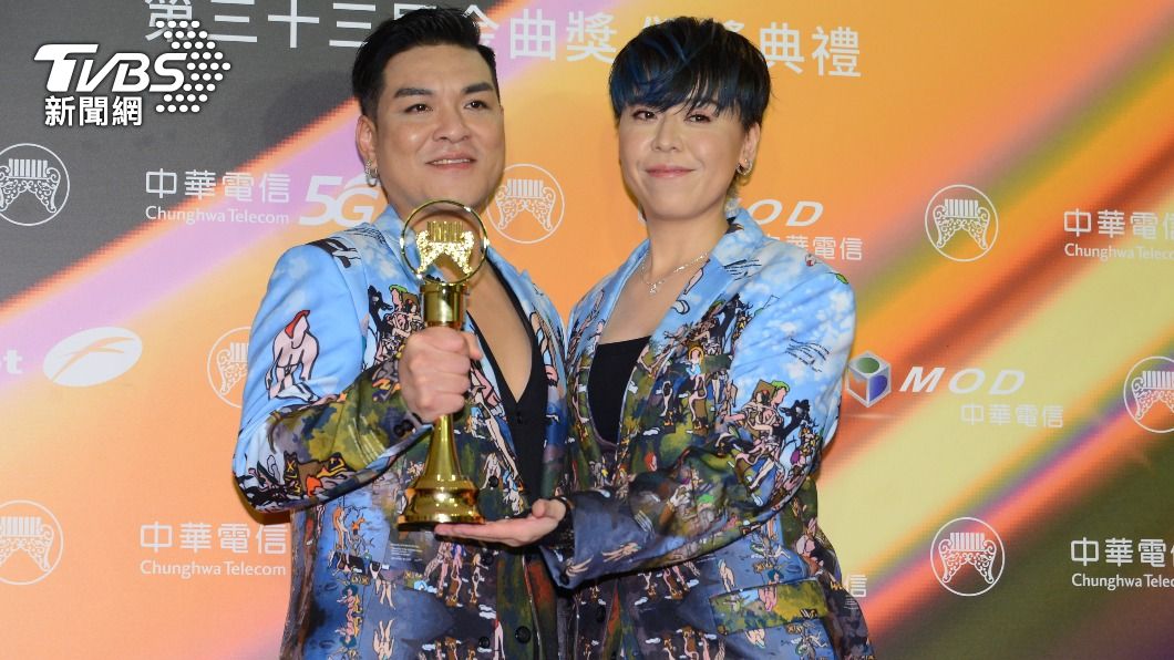 江惠儀和製作人男友三秒。(圖/許方正攝)