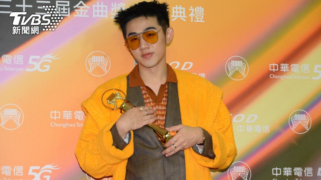 台東跨年/復古浪漫大師!金曲男星李權哲大膽Chill 打造前衛舞台