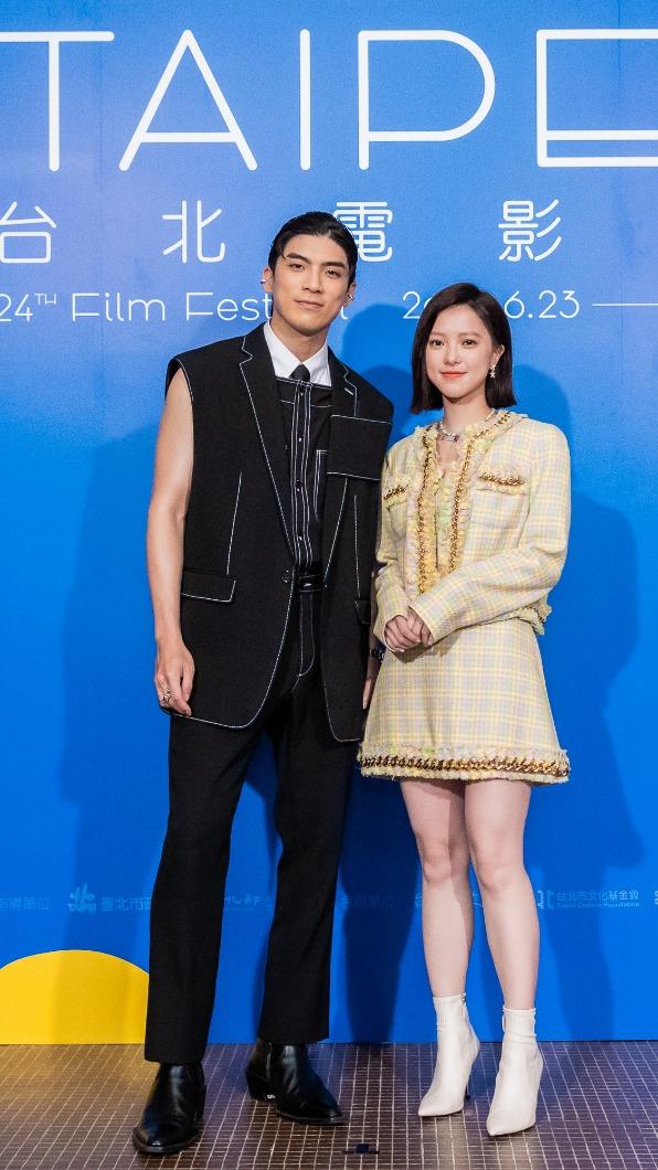 項婕如（右）與林哲熹在《歡迎光臨二代咖啡》中，分別飾演甜點師與咖啡學徒。。（圖／台北電影節提供）