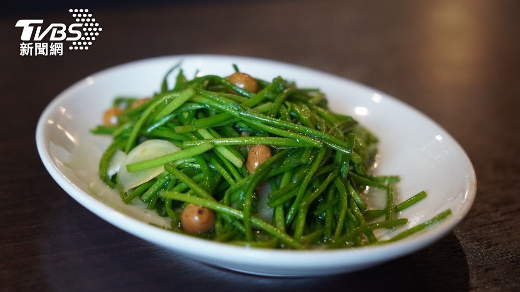 破布子在蒸魚或炒菜中加入，都能有畫龍點睛的效果。（示意圖／shutterstock達志影像）
