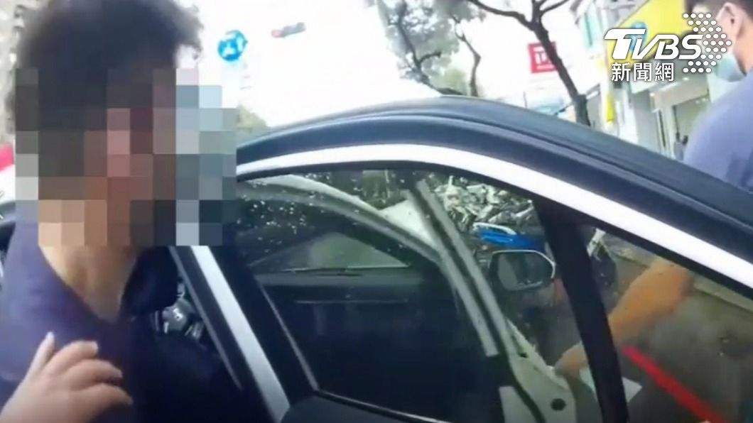 欠錢不還！男險遭債主上銬囚禁　持刀回擊變殺人