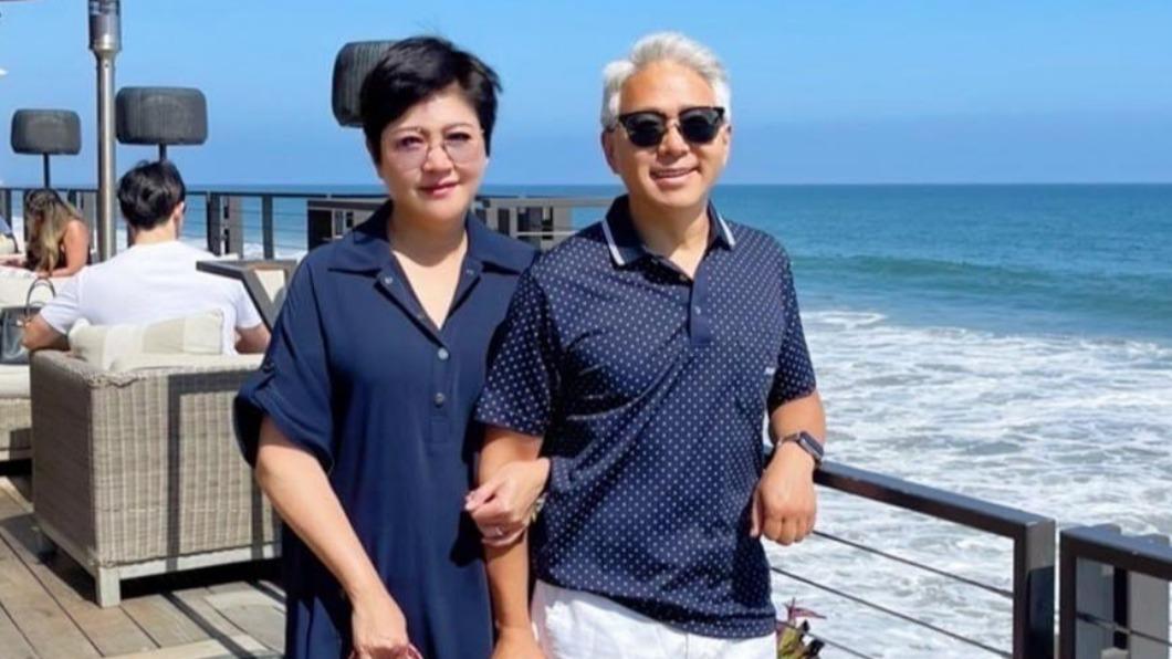 崔佩儀赴美和尪兒團聚。(圖/翻攝自崔佩儀臉書)