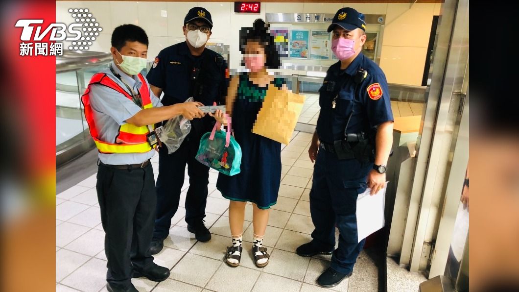 好人一生平安！粗心把30萬現金當垃圾　清潔婦熱心歸還