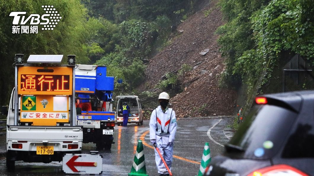 颱風艾利登陸轉低氣壓 日本持續嚴防大雨