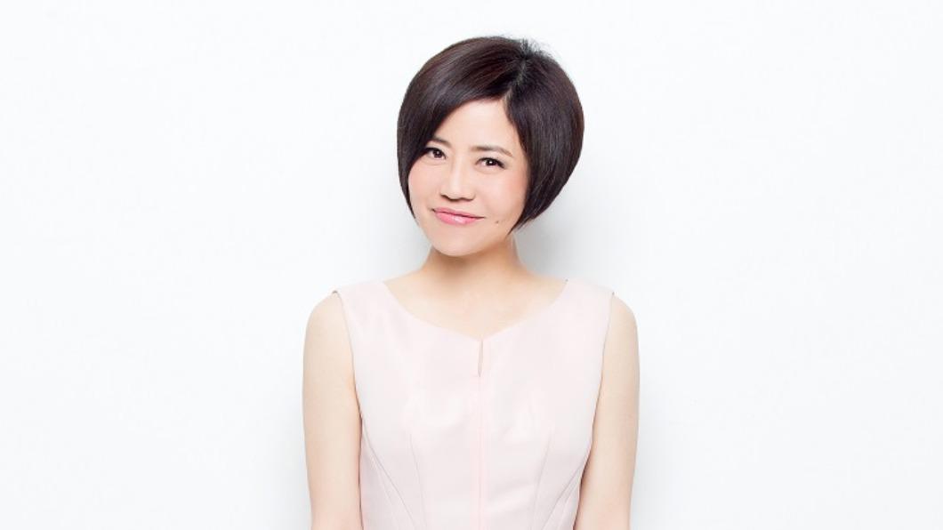 于美人主持新節目。（圖／東森提供）