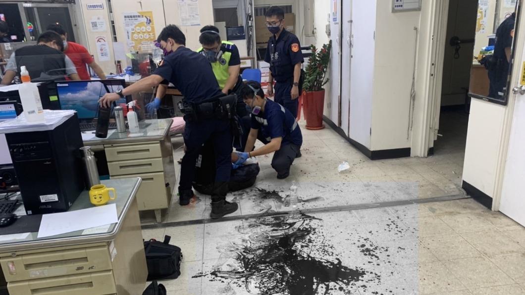 新竹男帶「土製炸彈」衝派出所!右手遭炸斷 血猛噴一地
