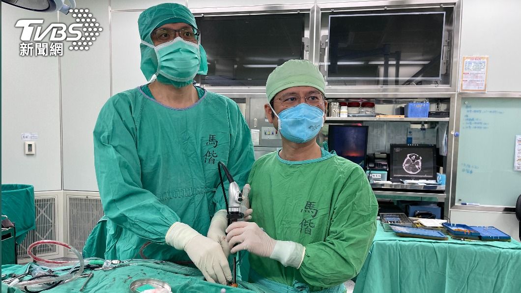 患者經過腦部微創手術後，狀況得以改善。（圖／院方提供）