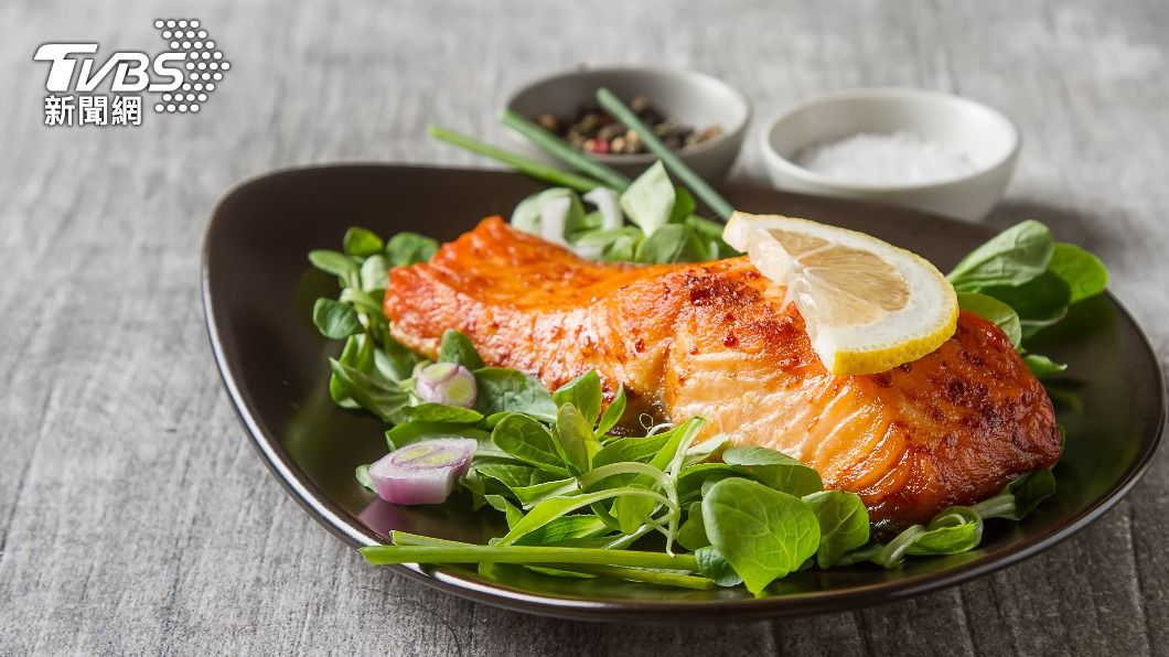 鮭魚也是搶救肌少症的好食材。(示意圖,非當事人/shutterstock達志影像)