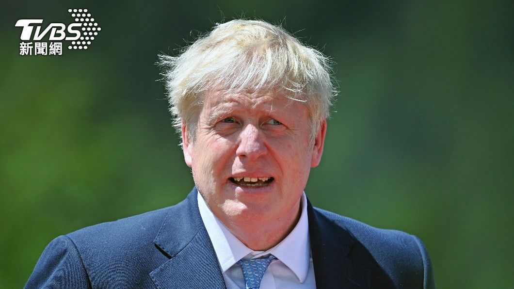 傳英國首相強生將宣布請辭 已先稟告女王