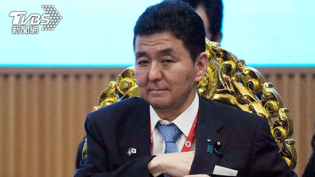 安倍「親弟」日防衛相岸信夫透露治療現況:輸血搶救中