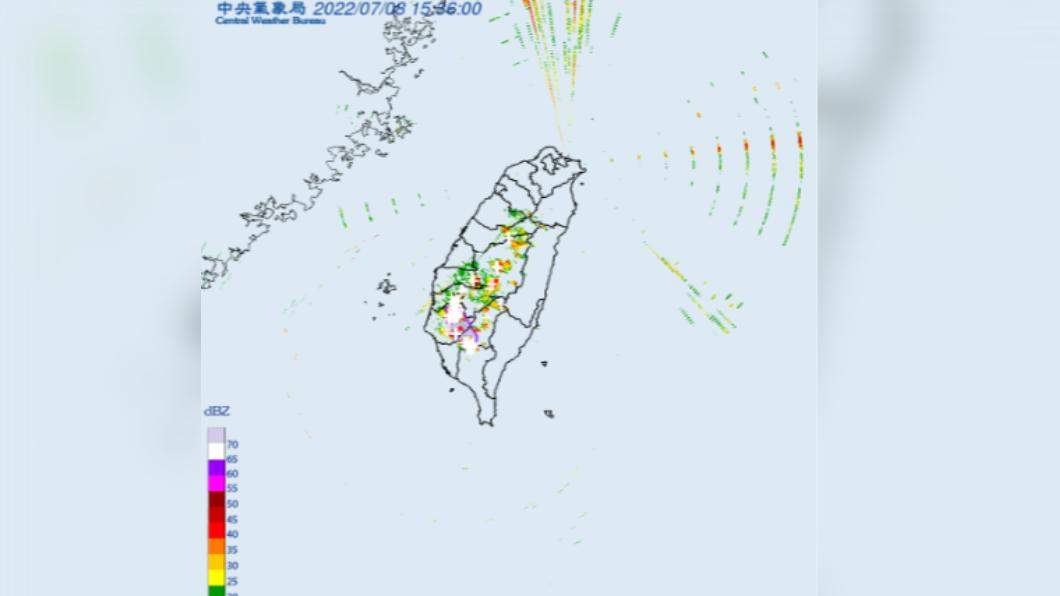 氣象局發布大雷雨即時訊息。（圖／中央氣象局）
