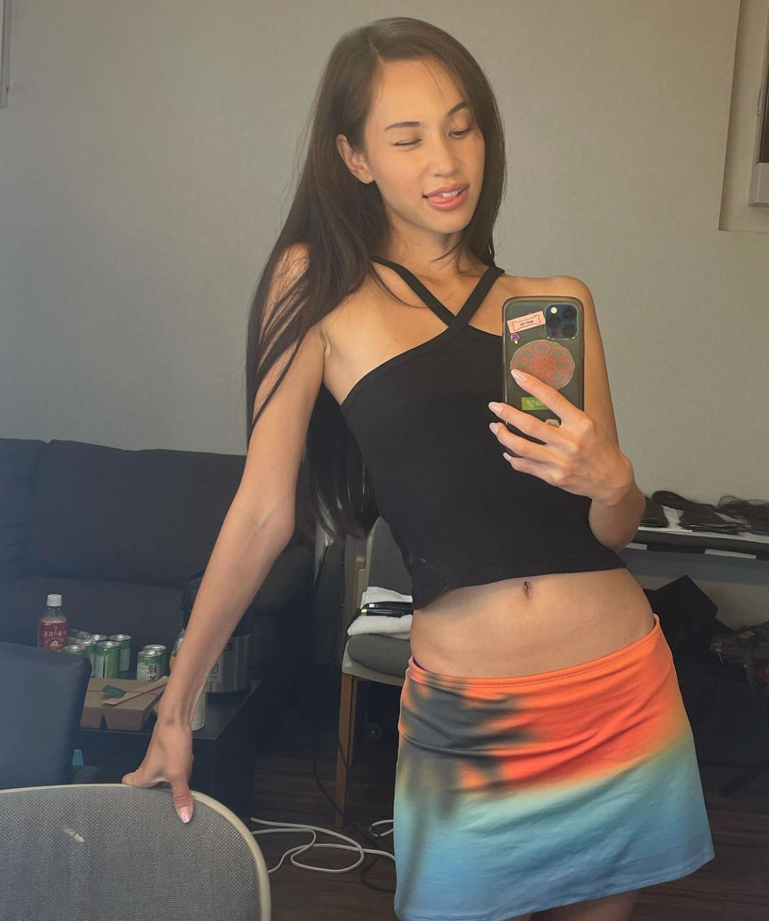 水原希子姣好的身材瞬間引起網友的暴動。(圖/翻攝自 i_am_kiko IG)