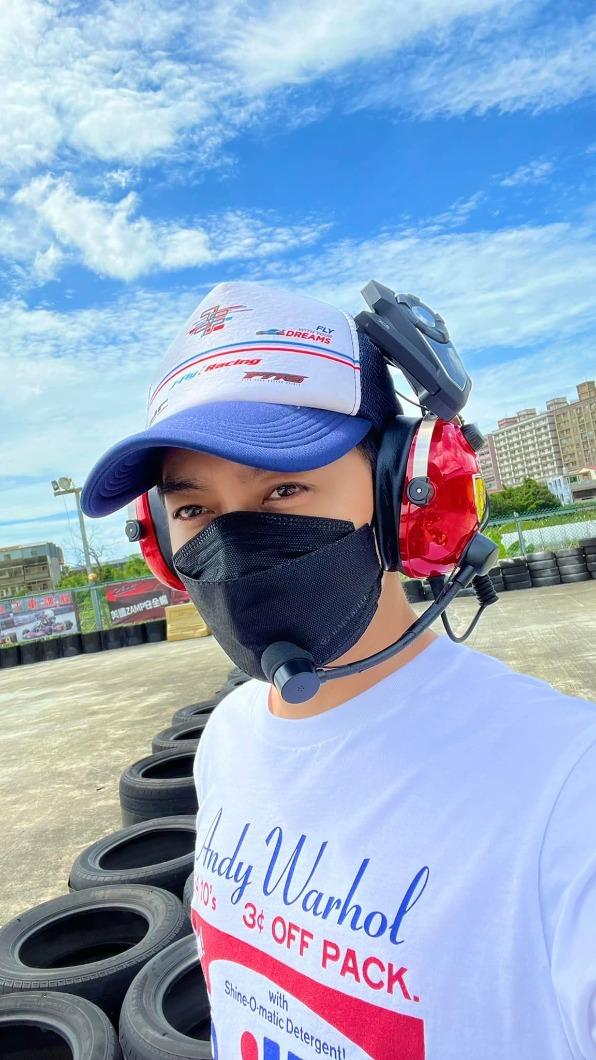 林志穎指出，自己會培養老婆看F1賽車的興趣。（圖／翻攝自林志穎臉書）