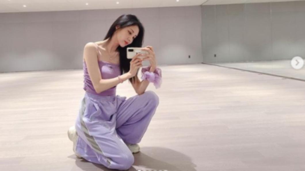 徐玄每天會運動一個小時。(圖/翻攝自@seojuhyun_s IG)