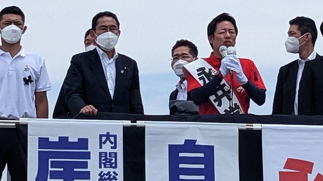 安倍遇刺後維安升級!岸田演說出動金屬探測機 多警站崗