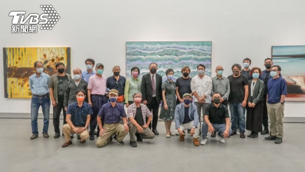 跨世代藝術家描繪城市印象 抽象高雄高美館開展