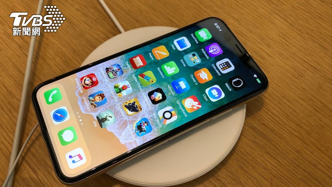 iPhone 8以上機型可無線充電。(示意圖/shutterstock達志影像)