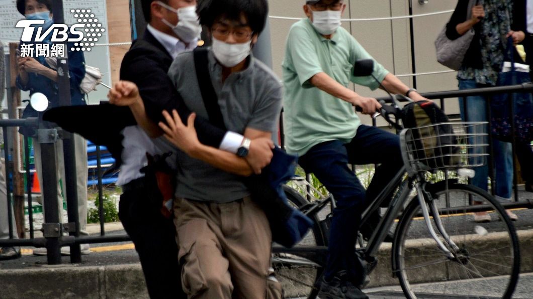 凶嫌山上徹也為前任海上自衛隊隊員，犯案後坦承原本要殺宗教領袖。（圖／達志影像美聯社）