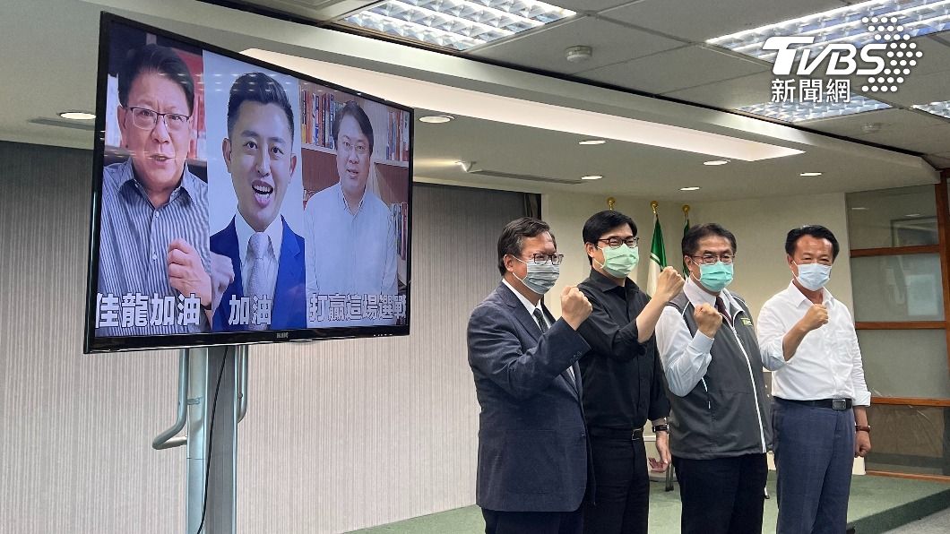 綠首長齊聚力挺「龍中對」 鄭文燦:會給林佳龍最大奧援