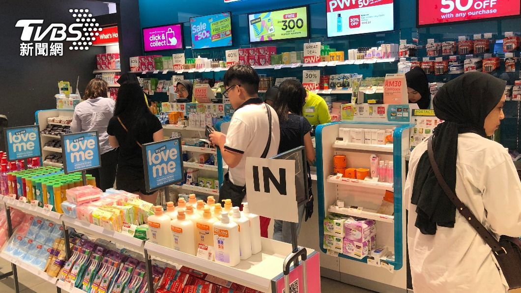 地震洗衣精灑走道!害客慘摔骨折 屈臣氏店副理遭判拘役