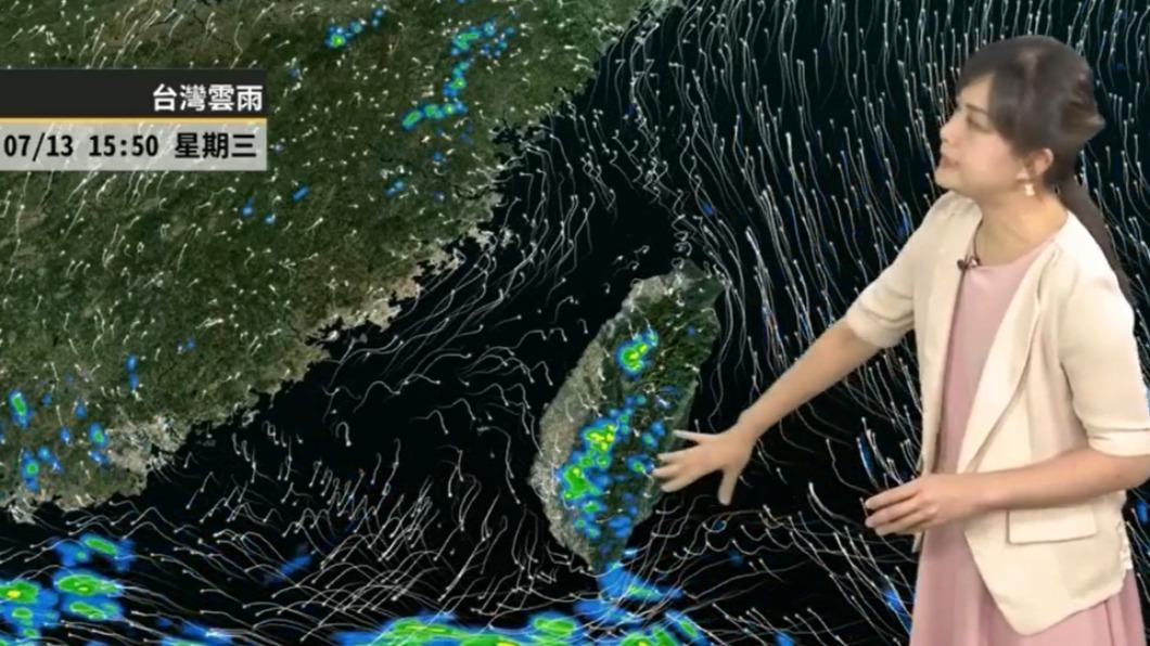 週三有機會出現低壓擾動發展。（圖／翻攝自「天氣風險 WeatherRisk」臉書）