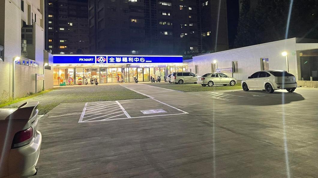 澎湖全聯「大到可以停貨輪」 當地人:當百貨公司逛