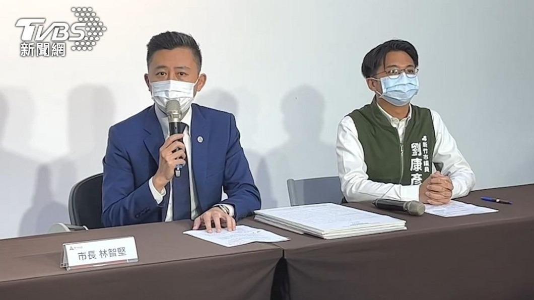 林智堅召開記者會說明論文抄襲疑雲。(圖/TVBS資料畫面)