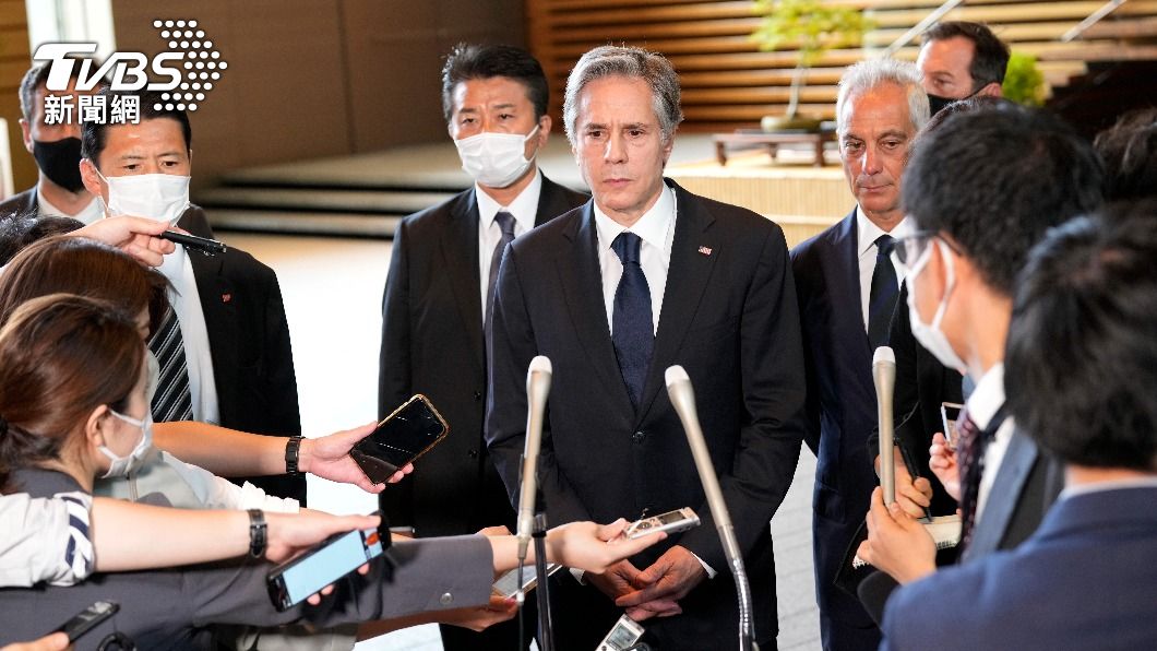 美國務卿布林肯赴日悼安倍晉三　轉交拜登弔唁信給家屬