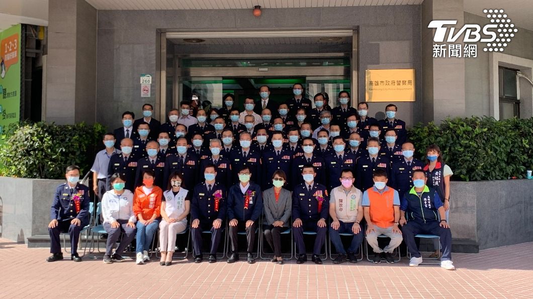 高雄警察局各局處長官大合照。(圖/TVBS)