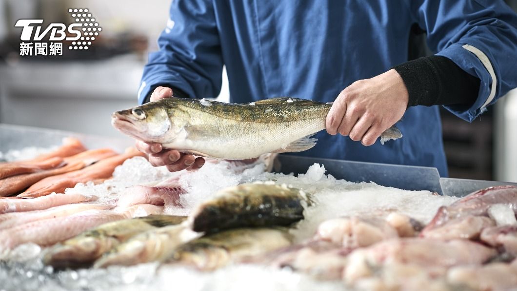 營養師提醒,遠洋魚類像是鮪魚、旗魚等汞含量較高。(示意圖/shutterstock達志影像)