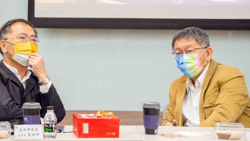 蔡炳坤餐敘突倒下！　目擊者：柯文哲急問1句秒判中風送醫