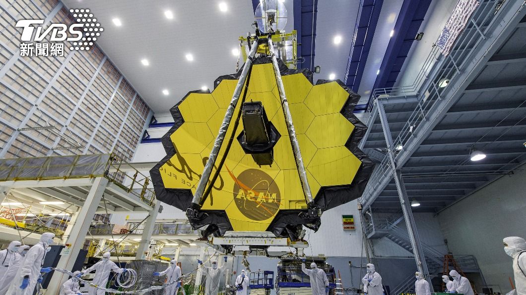 美國NASA斥資90億打造的「韋伯太空望遠鏡」。(圖/達志影像美聯社)