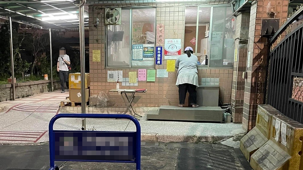 餐點放管理室前「被消失」 警衛嗆住戶:年輕人別太計較