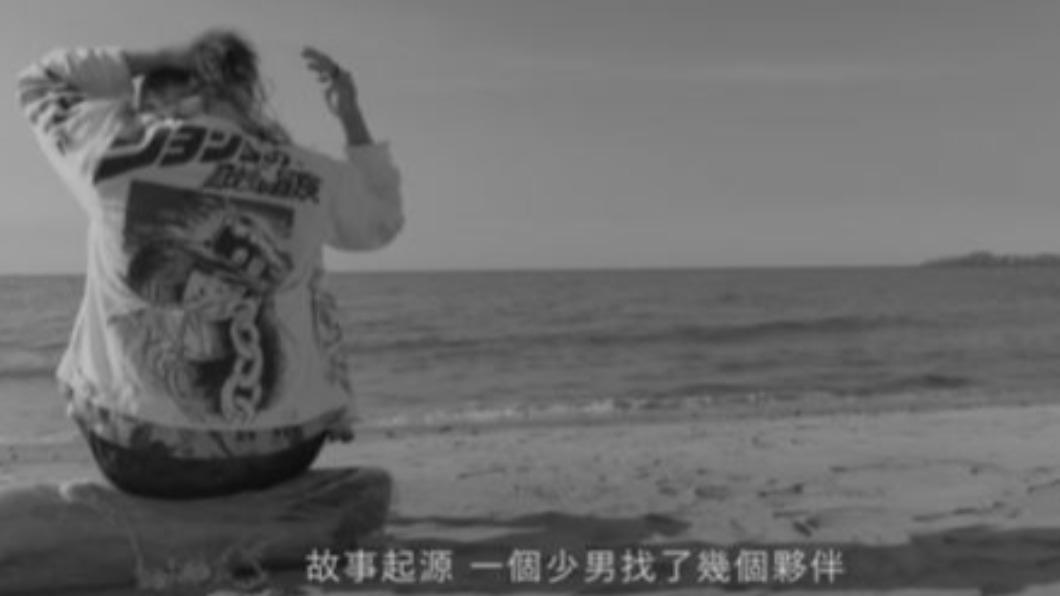 Toro透露當時退團原因。(圖/翻攝自這群人 石頭臉書)