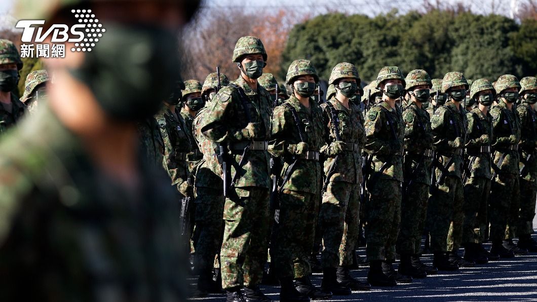 若日本修憲記載自衛隊合法性,也能幫助防衛台灣。(圖/達志影像美聯社)