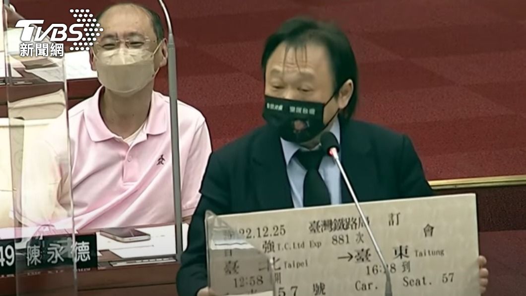 柯爆「王世堅送禮都討回」！　幕僚不忍了批：惡質造謠