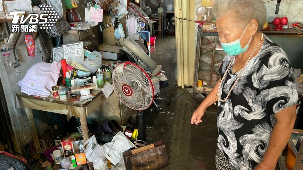 超級月亮釀倒灌!獨居嬤家「做大水」 水淹膝蓋電器泡爛