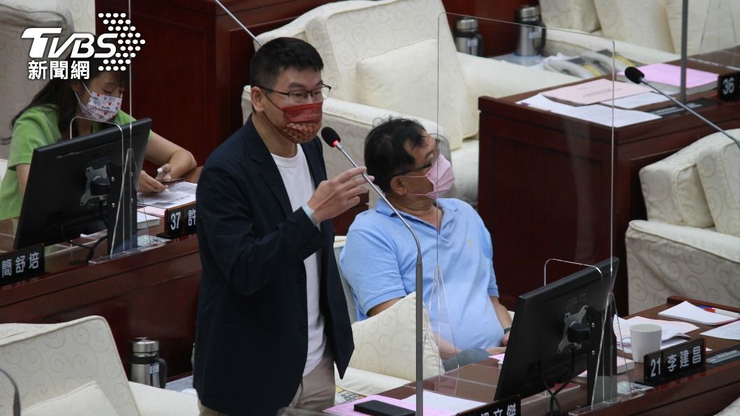 台北市議員梁文傑。(圖/TVBS)