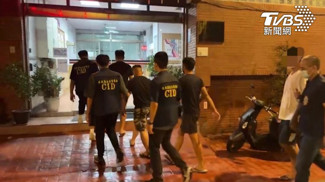 警方3小時逮到9人。(圖/TVBS)