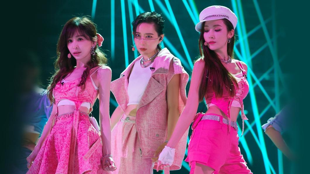 王心凌、李斯丹妮、鄭秀妍合作歌曲〈夢不落雨林〉。（圖／芒果TV提供）