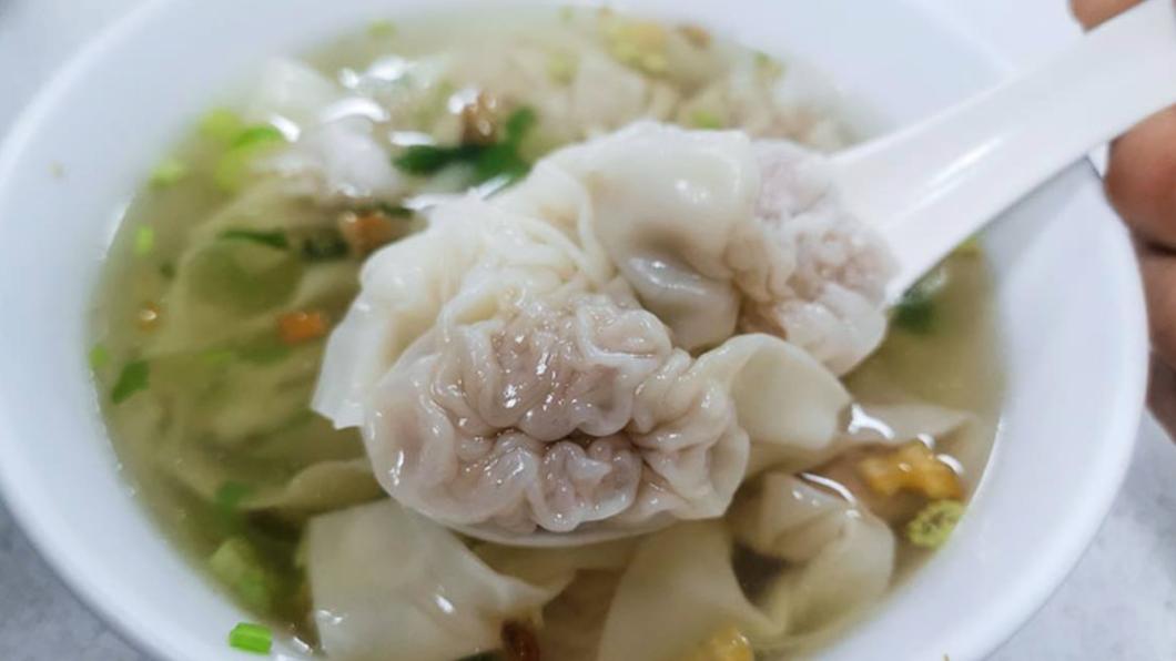 「花蓮扁食店」是在地人推薦的店，這裡也是只有賣單扁食湯而已。（圖／翻攝自跳躍的宅男）