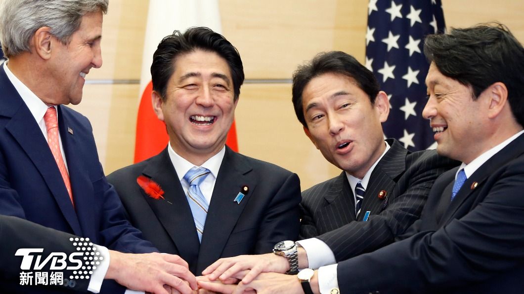 安倍過去有過醜聞,加上國葬得用人民納稅錢支出遭反對。(圖/達志影像美聯社)