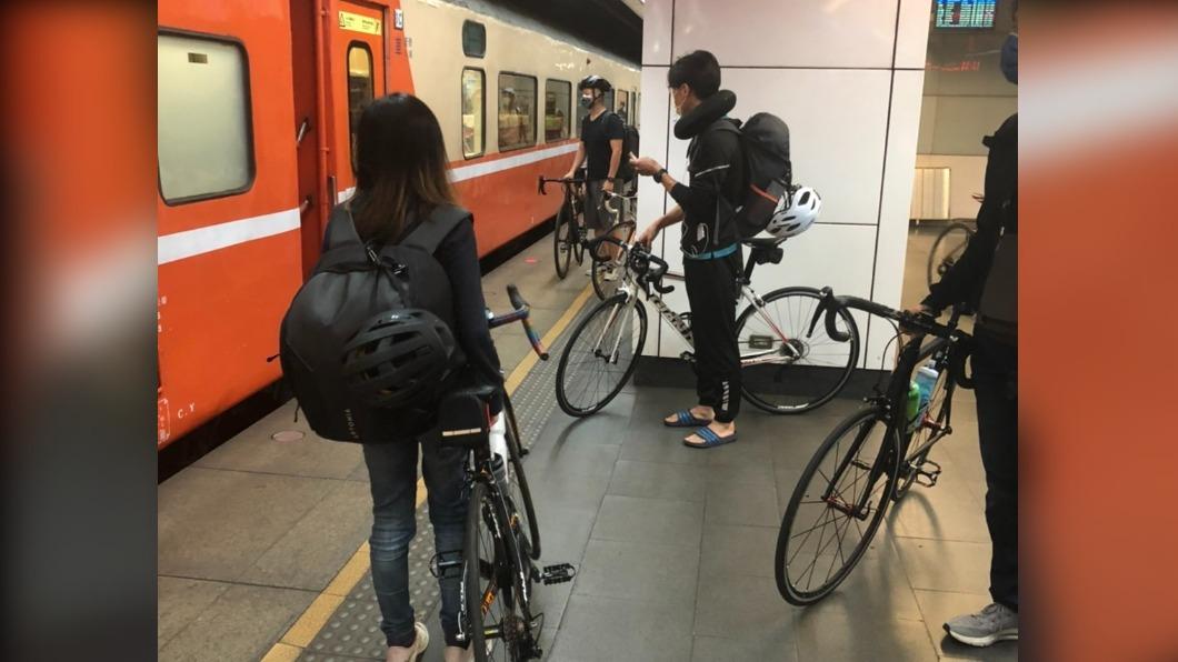 自由車愛好者快來!台鐵9月專用車廂載送 16路線爽玩