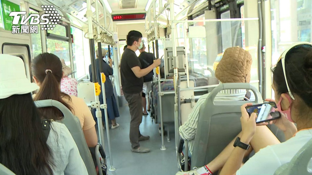 撐不住!新北公車業者申請運價漲40% 市府預估漲7元