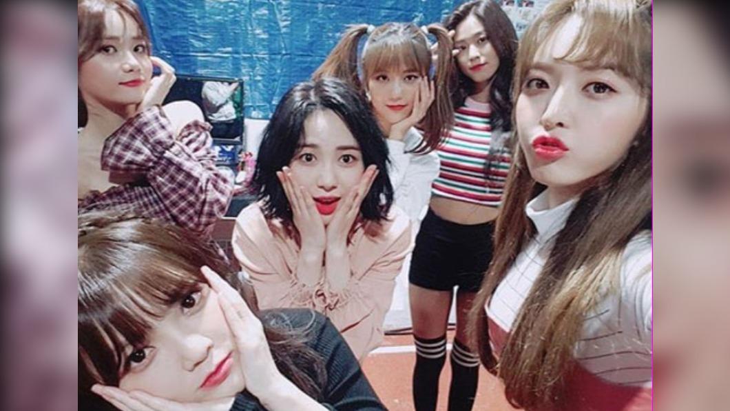 女團AOA,2020年爆出隊內霸凌事件。(圖/翻攝自official_team_aoa IG)