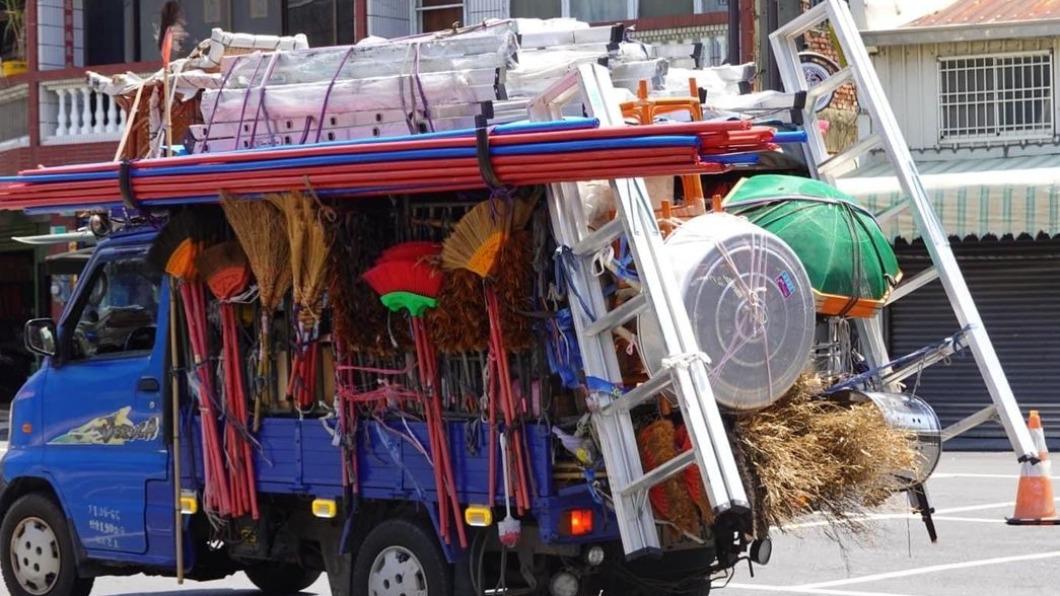 路上驚見「雜貨店始祖」 全場陷回憶殺:好久沒看到
