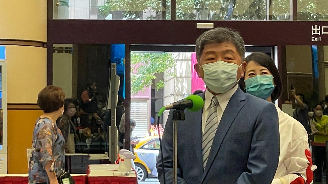 新髮型現身綠全代會 陳時中:換西裝、鞋子準備跑透透