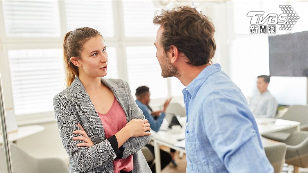 處女座在爭論時更懂得往對方在乎的細節發表言論。（示意圖／shutterstock達志影像）