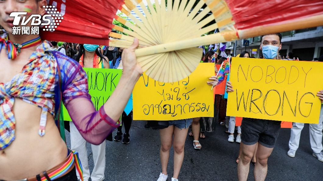 泰國同性戀族群上街爭取自身權益。(圖/達志影像路透社)