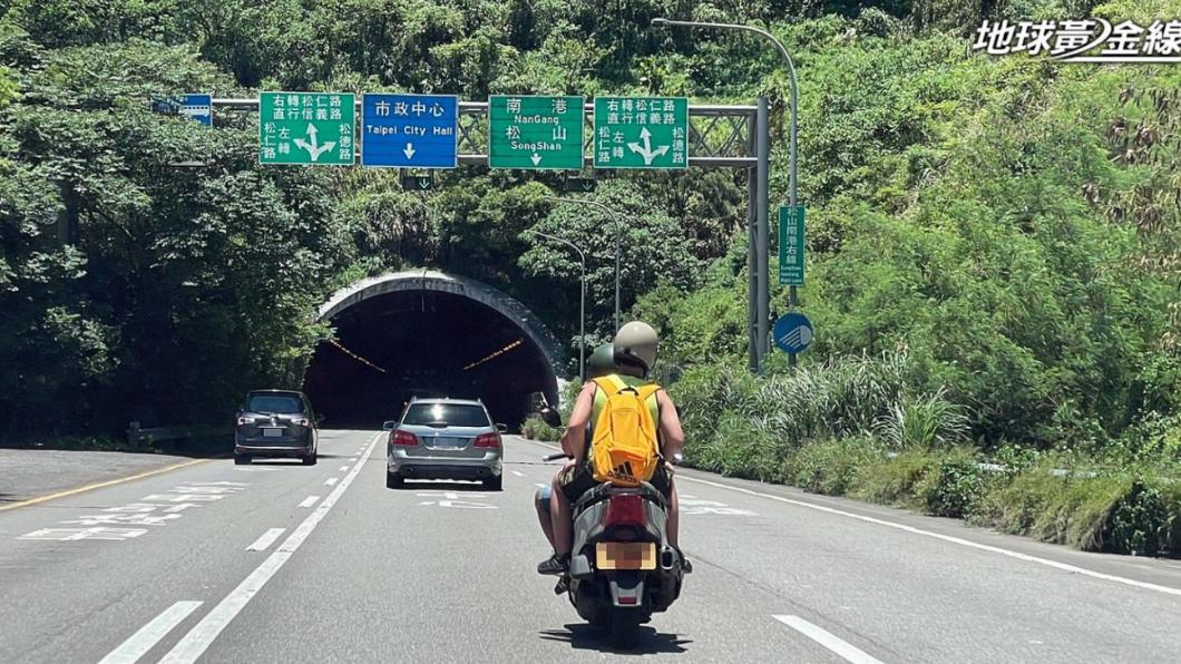 大型重機路權一直都備受爭議。（圖／翻攝自地球黃金線）